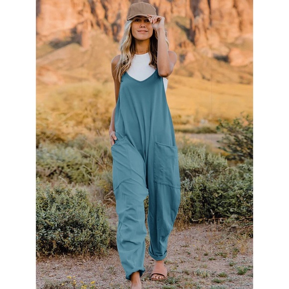 NWT Double Take V-Neck Sleeveless Jumpsuit with Pocket - Picture 11 of 11